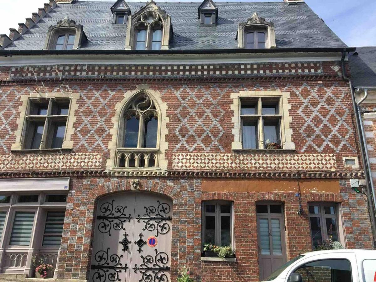 Maison Charmante A Arques-La-Bataille Avec Terrasse Et Cheminee. Buitenkant foto