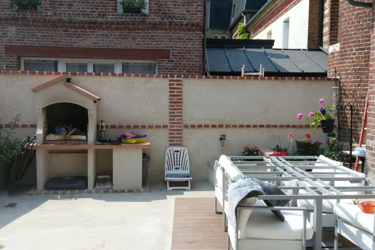 Maison Charmante A Arques-La-Bataille Avec Terrasse Et Cheminee. Buitenkant foto